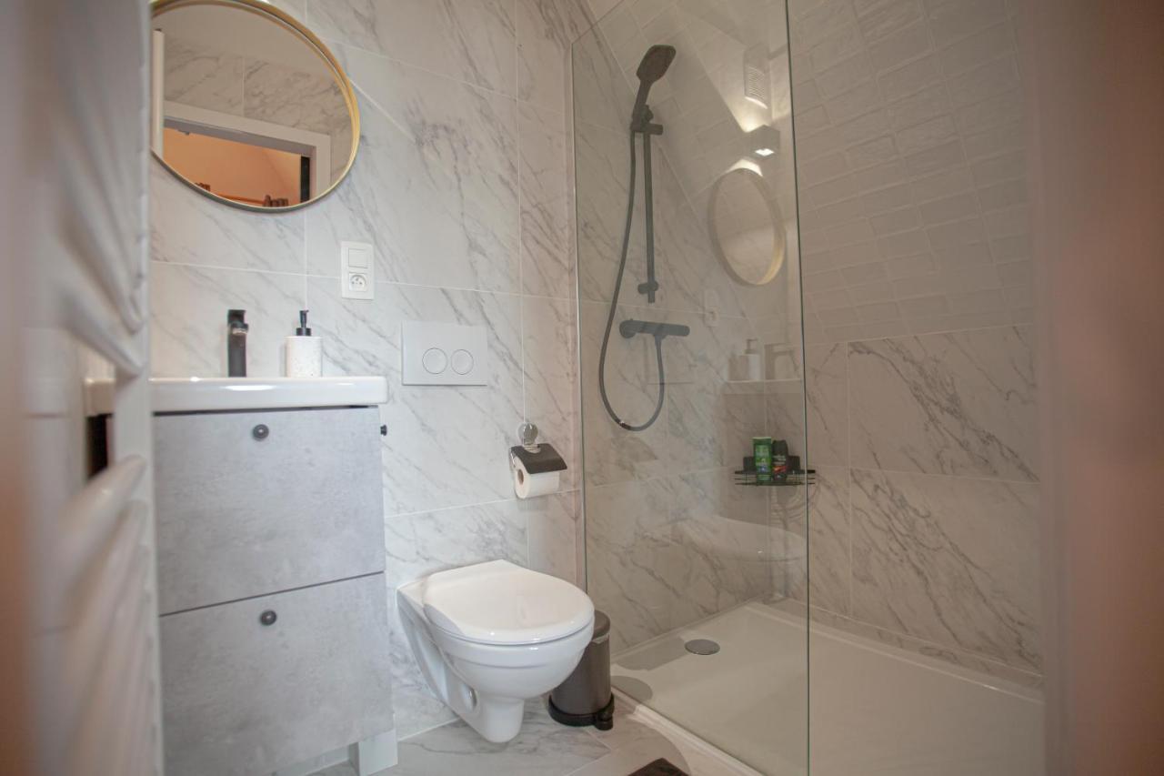 Luxury Suites Meir By Rikas Hotels Антверпен Экстерьер фото